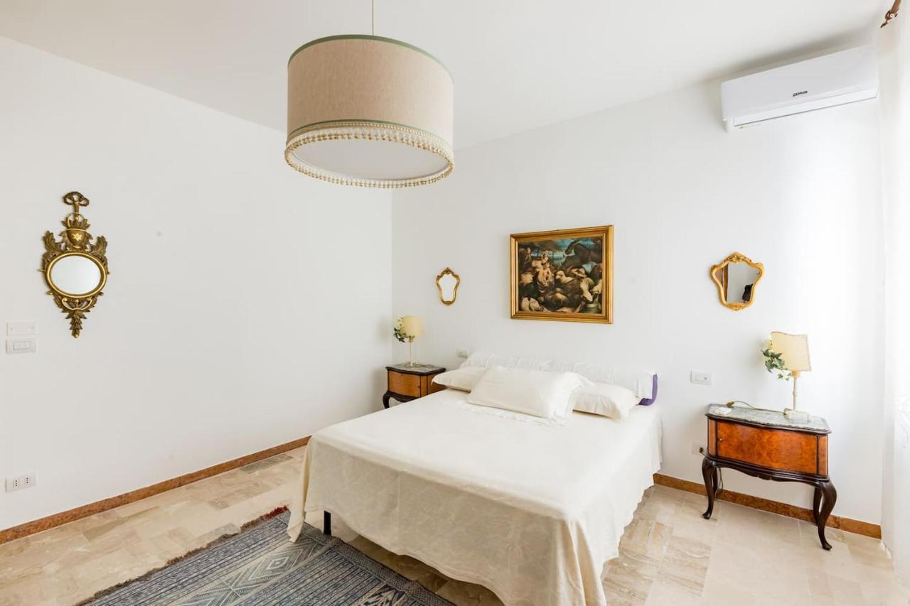 B&B Casa Sabella เลชเช ภายนอก รูปภาพ